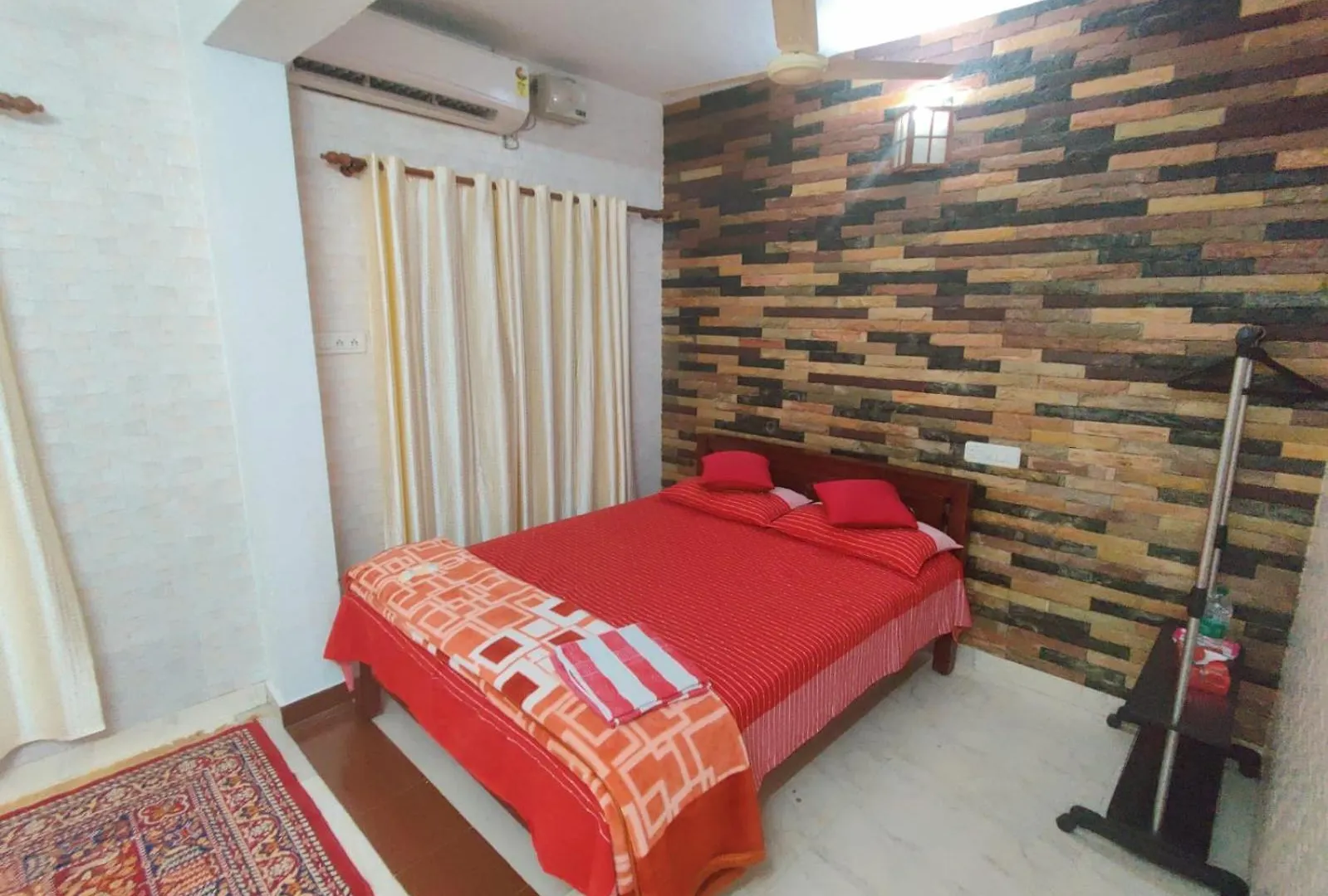 The J Thomas Inn Fort Kochi בית אירוח