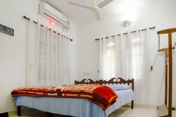 The J Thomas Inn Fort Kochi בית אירוח